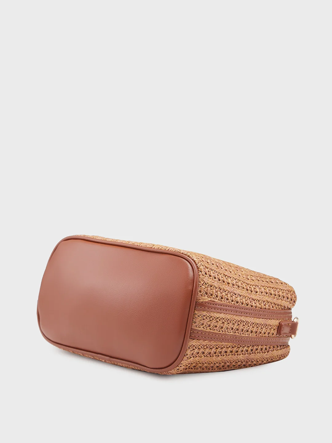 Caprese Neo Medium Tan Sling Bag - Image 5