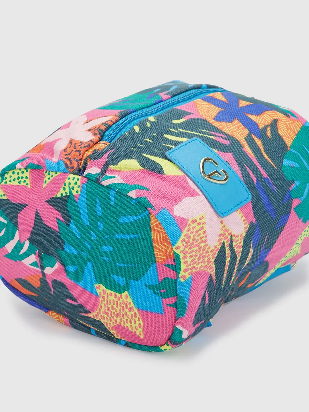 Caprese Octavia Small Fuchsia Backpack - Image 8
