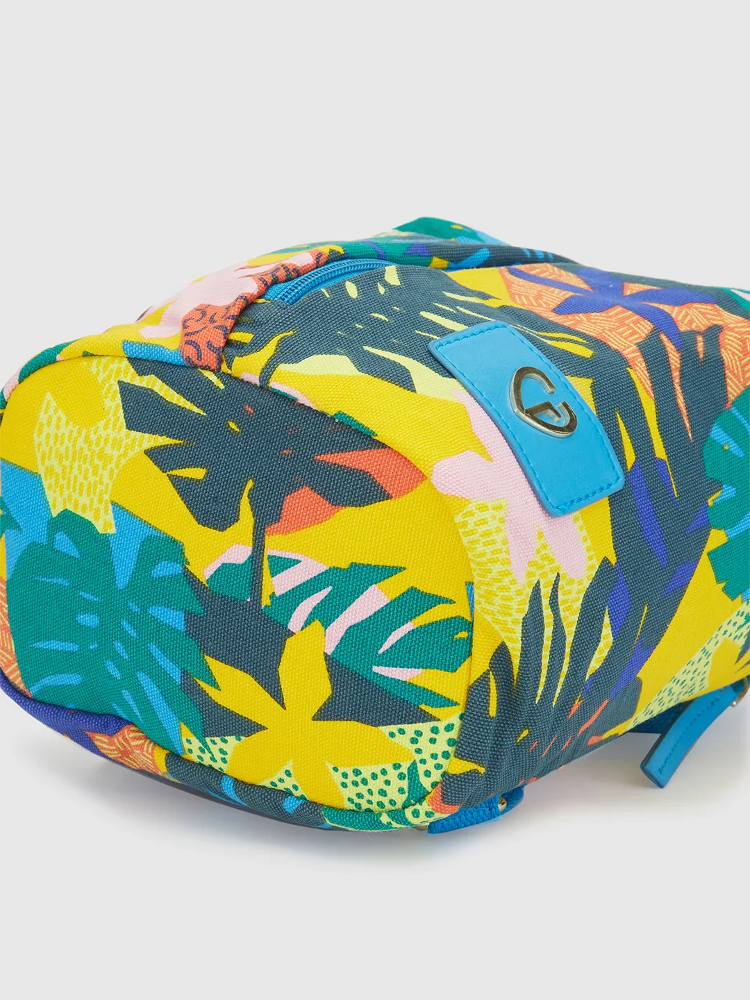Caprese Octavia Small Ochre Backpack - Image 8