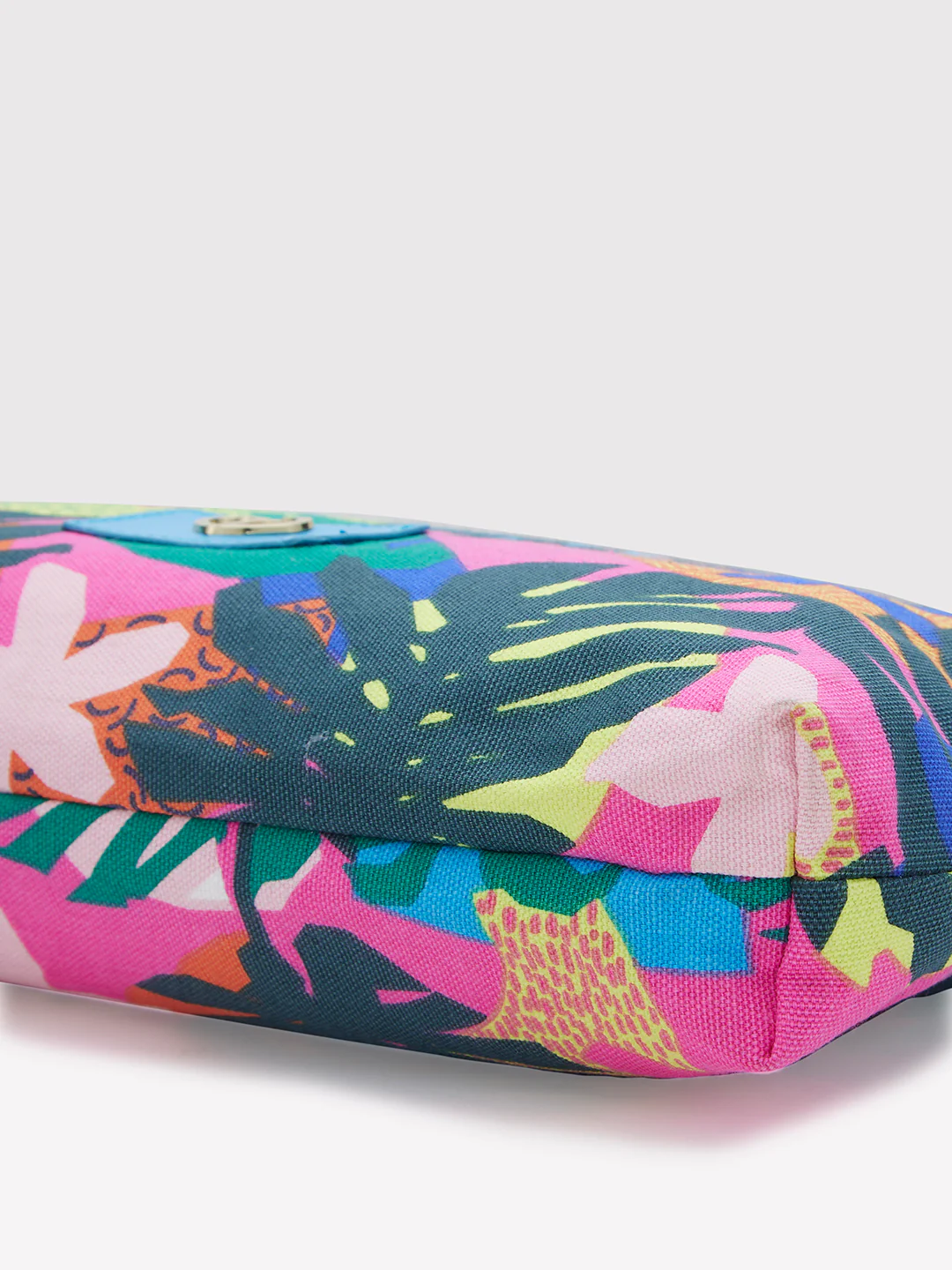 Caprese Octavia Large Fuchsia Sling Bag - Image 6
