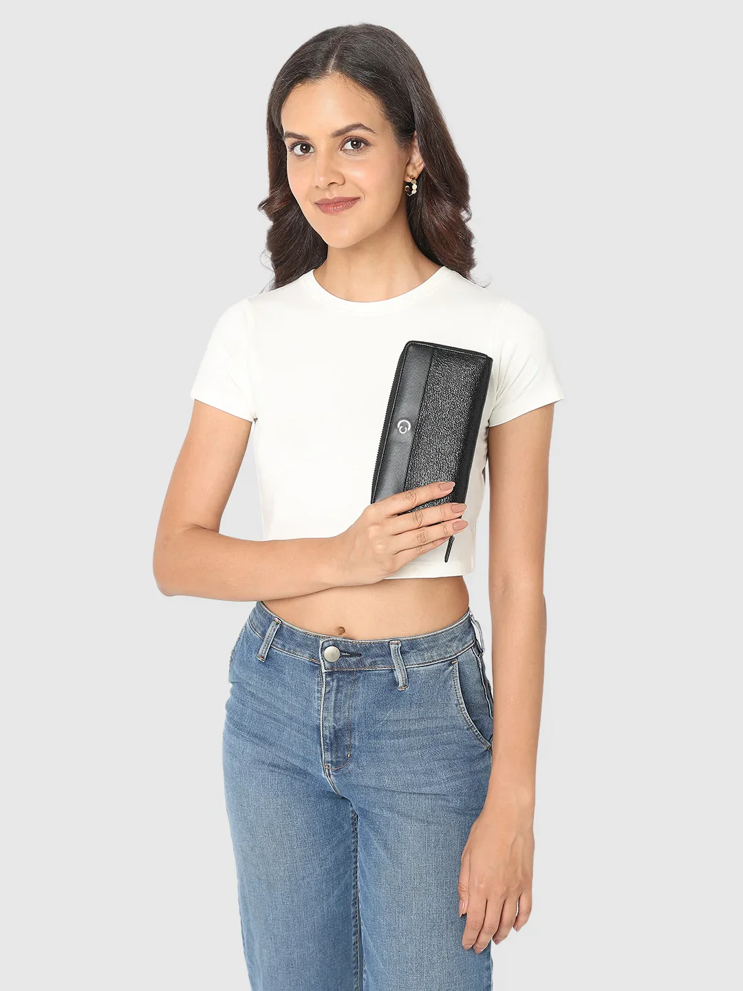 Caprese Olivia Large Black Zip Around Wallet - Image 11