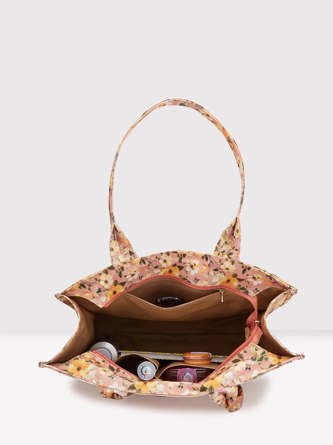 Caprese Orchid X Large Yellow Tote Bag - Image 11