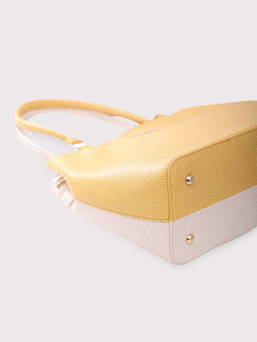 Caprese Pebble Medium Yellow Beige Tote Bag - Image 7