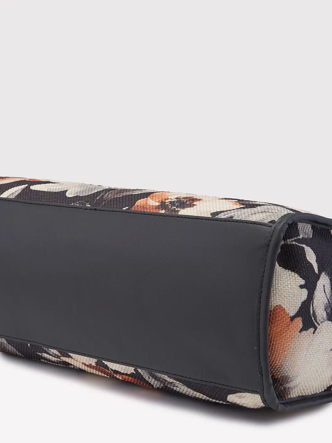 Caprese Poppy Printed Medium Black Tote Bag - Image 5