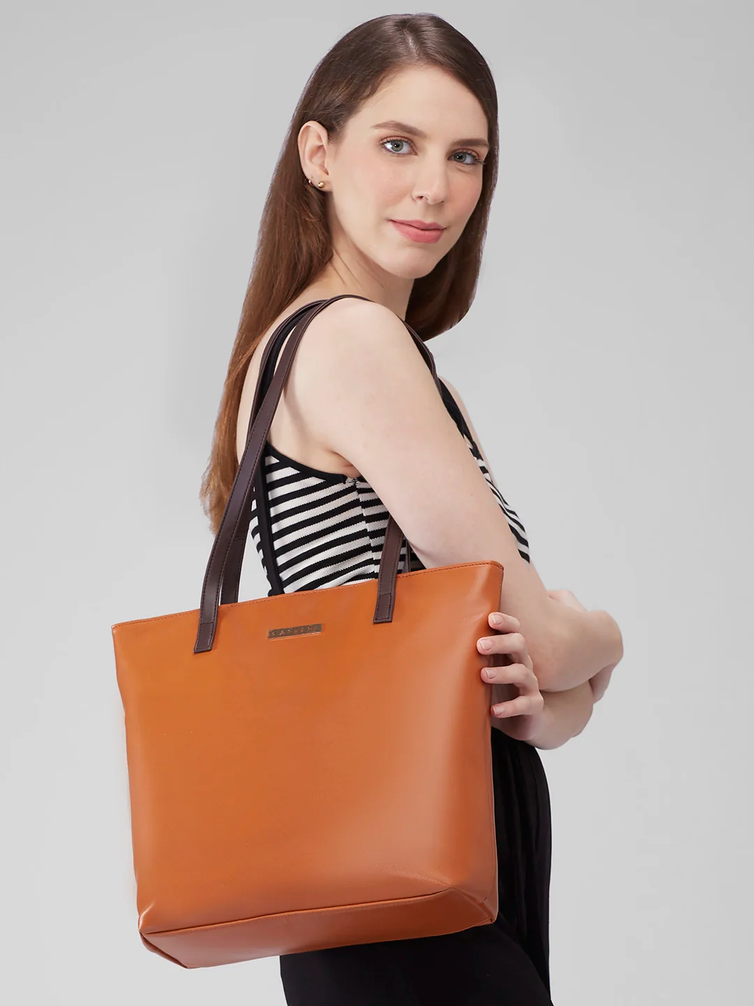 Caprese Rayn Medium Tan Tote Bag - Image 11