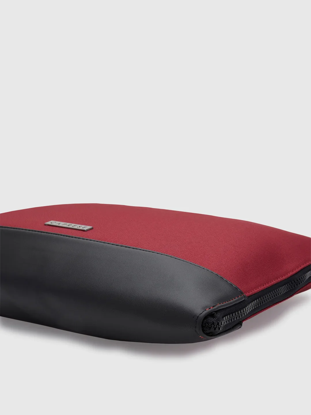 Caprese Rogue Large Red Laptop Sleeve - Image 6