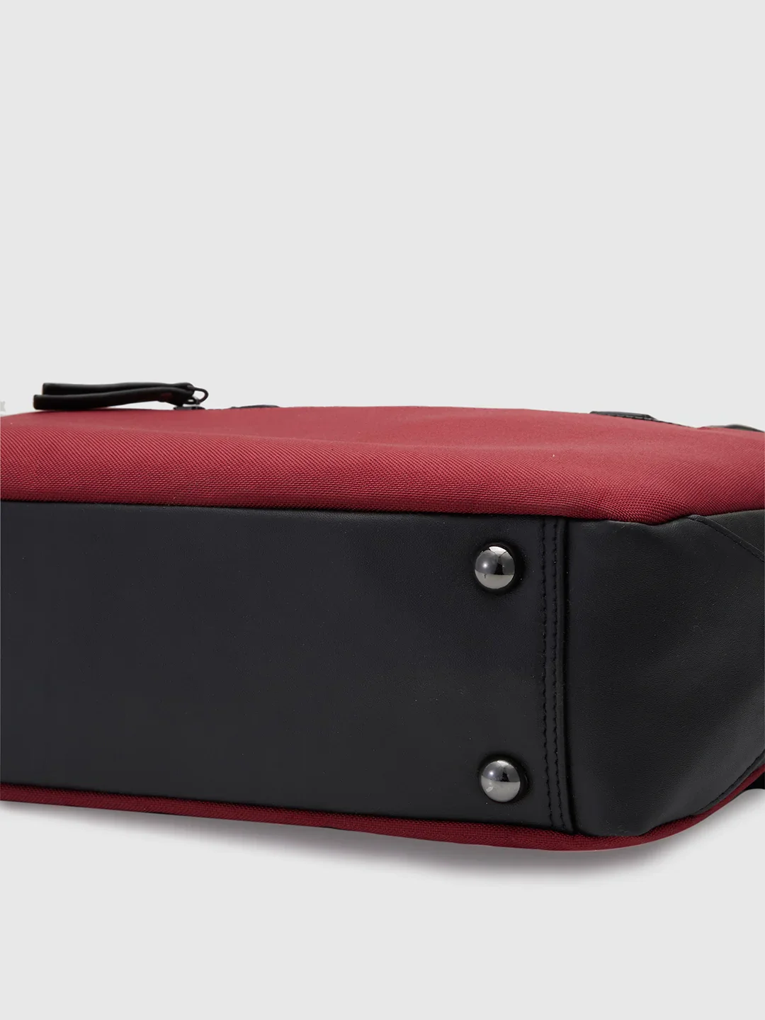 Caprese Rogue Large Red Tote Bag - Image 9