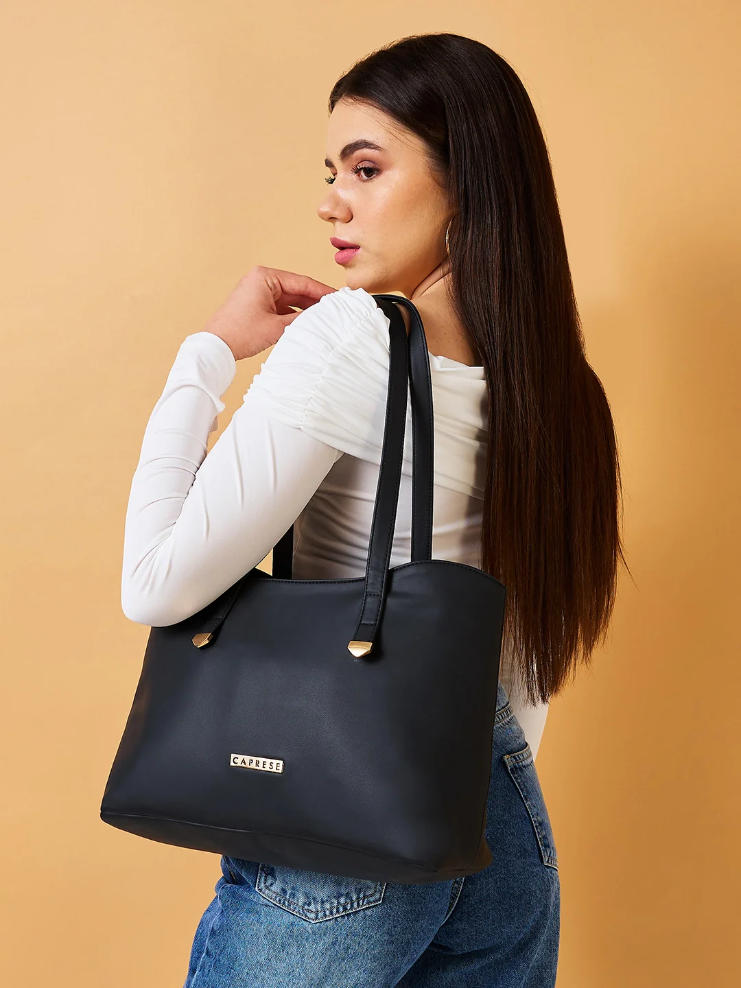 Caprese Romea Medium Black Tote Bag - Image 10