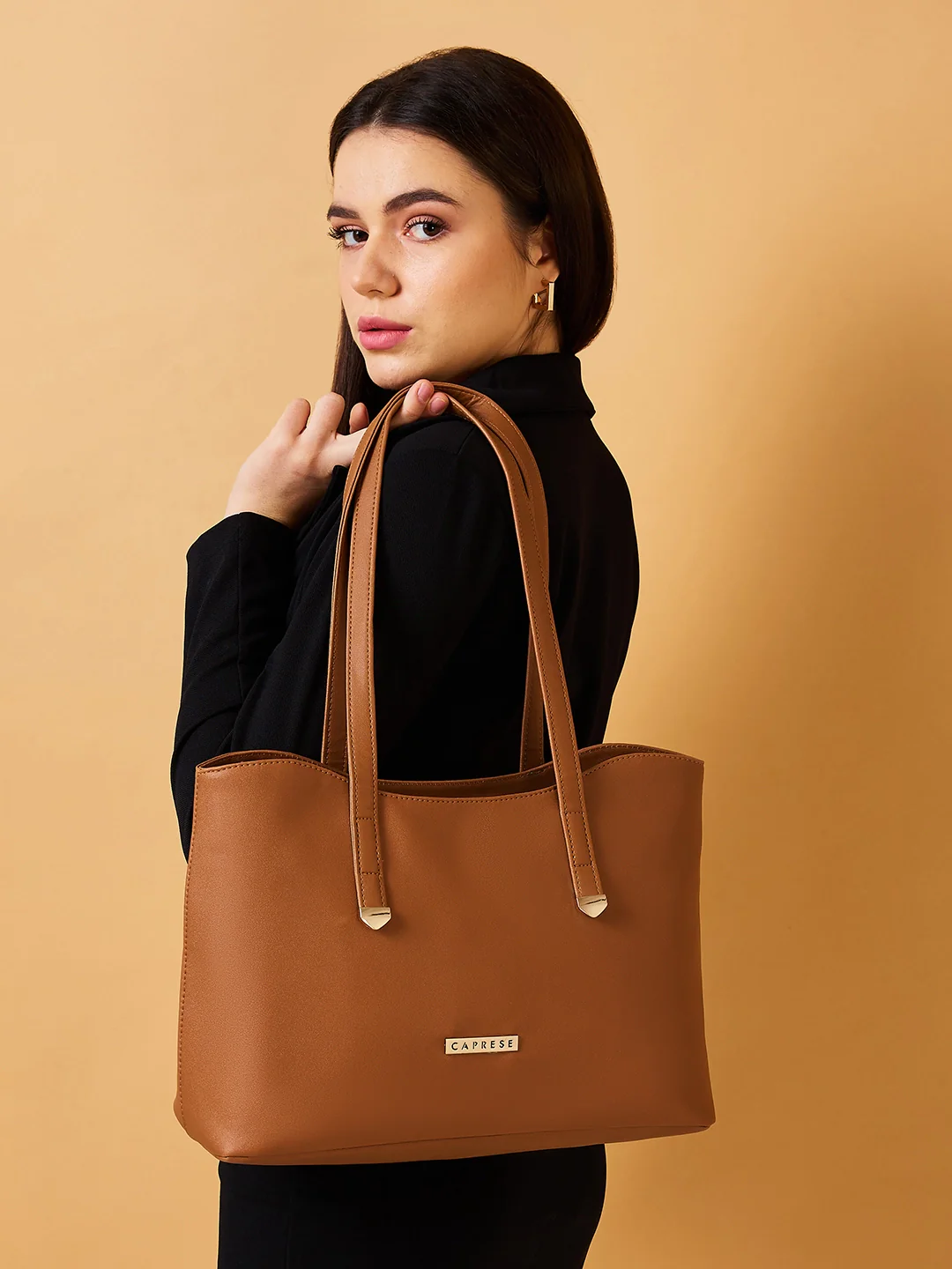 Caprese Romea Medium Tan Tote Bag - Image 10