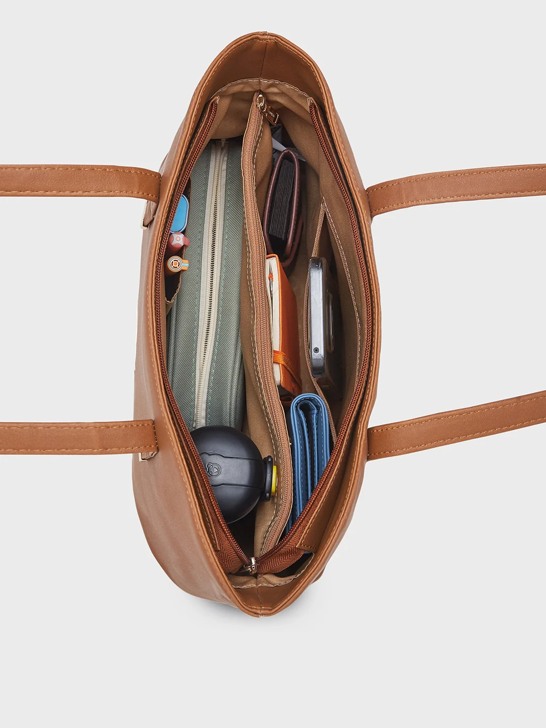 Caprese Romea Medium Tan Tote Bag - Image 8
