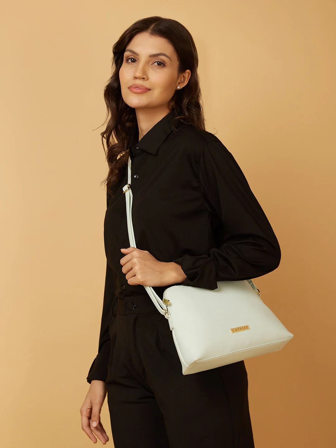 Caprese Rommy Large Mint Sling Bag - Image 3