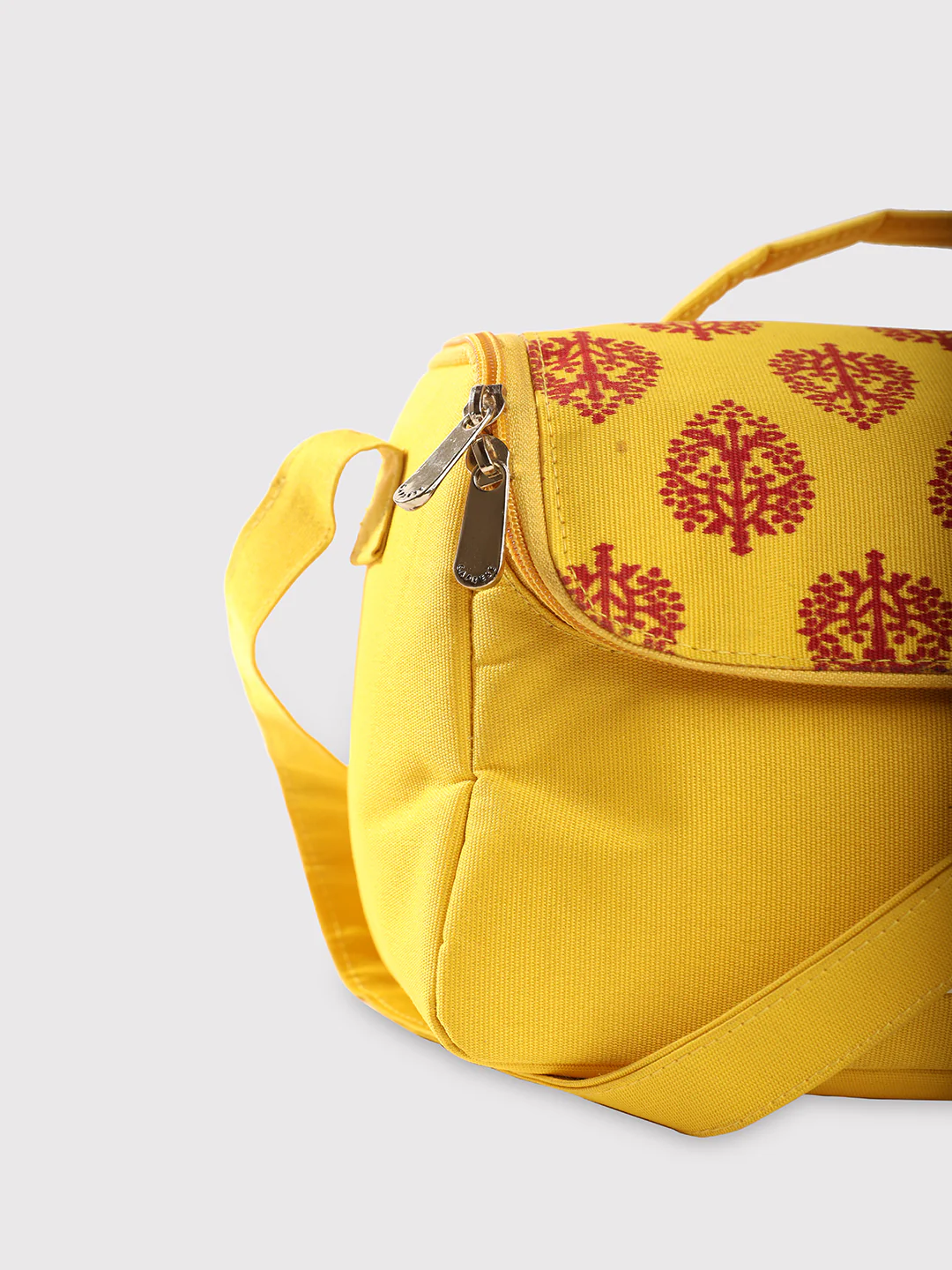 Caprese Rosy Medium Yellow Vanity Case - Image 11