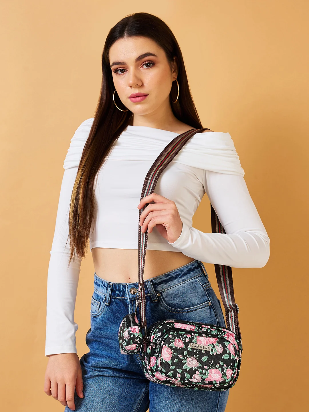 Caprese Ryko Medium Black Sling Bag - Image 9