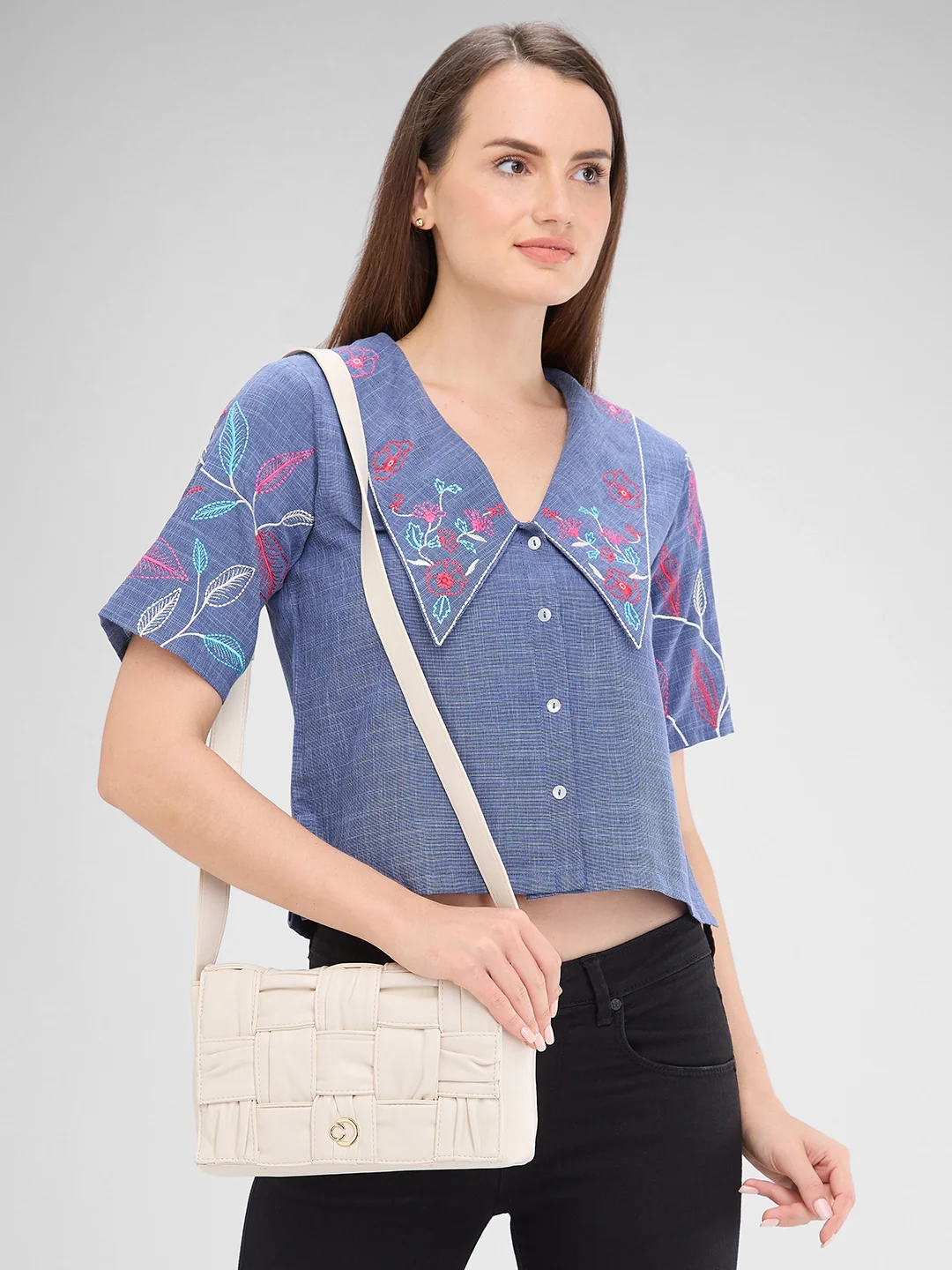 Caprese Sandie Small Ecru Sling Bag - Image 2