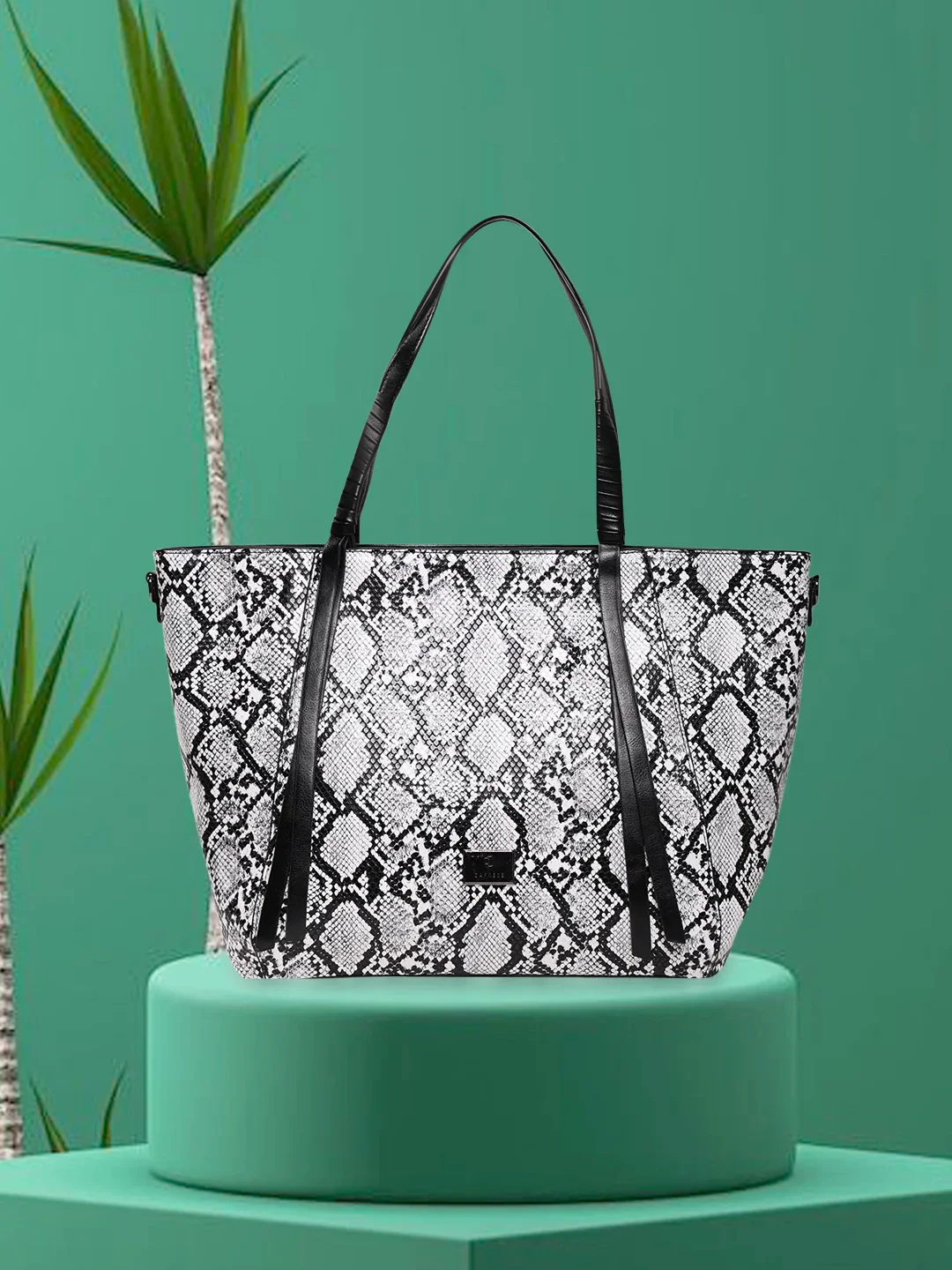 Caprese Saylor Large Black Laptop Tote - Image 2