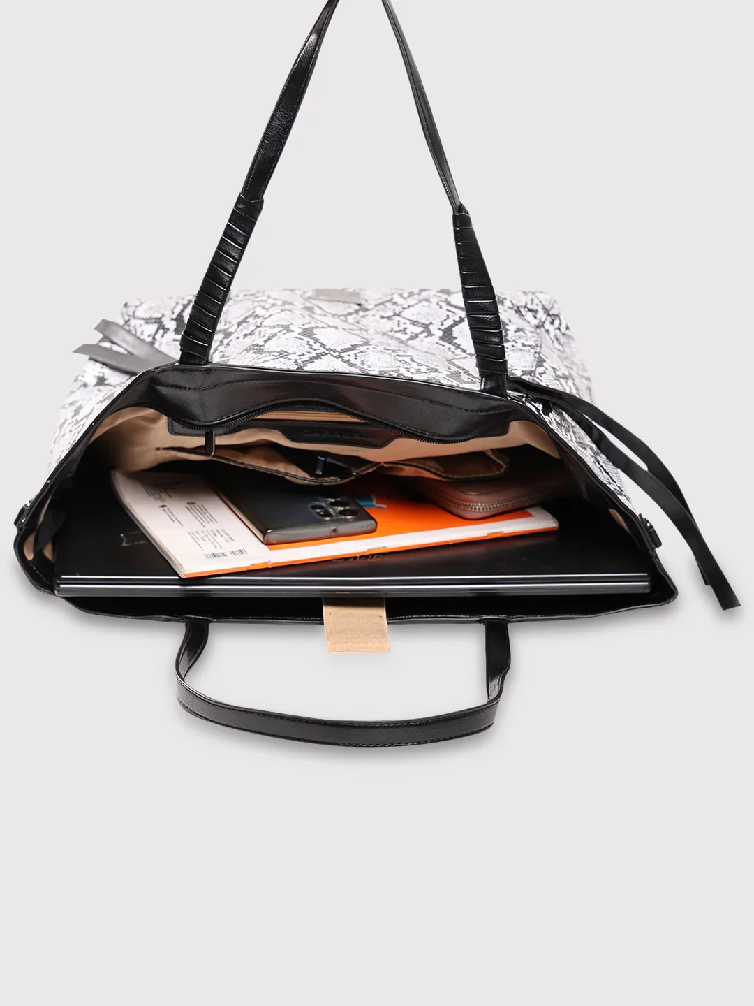 Caprese Saylor Large Black Laptop Tote - Image 9