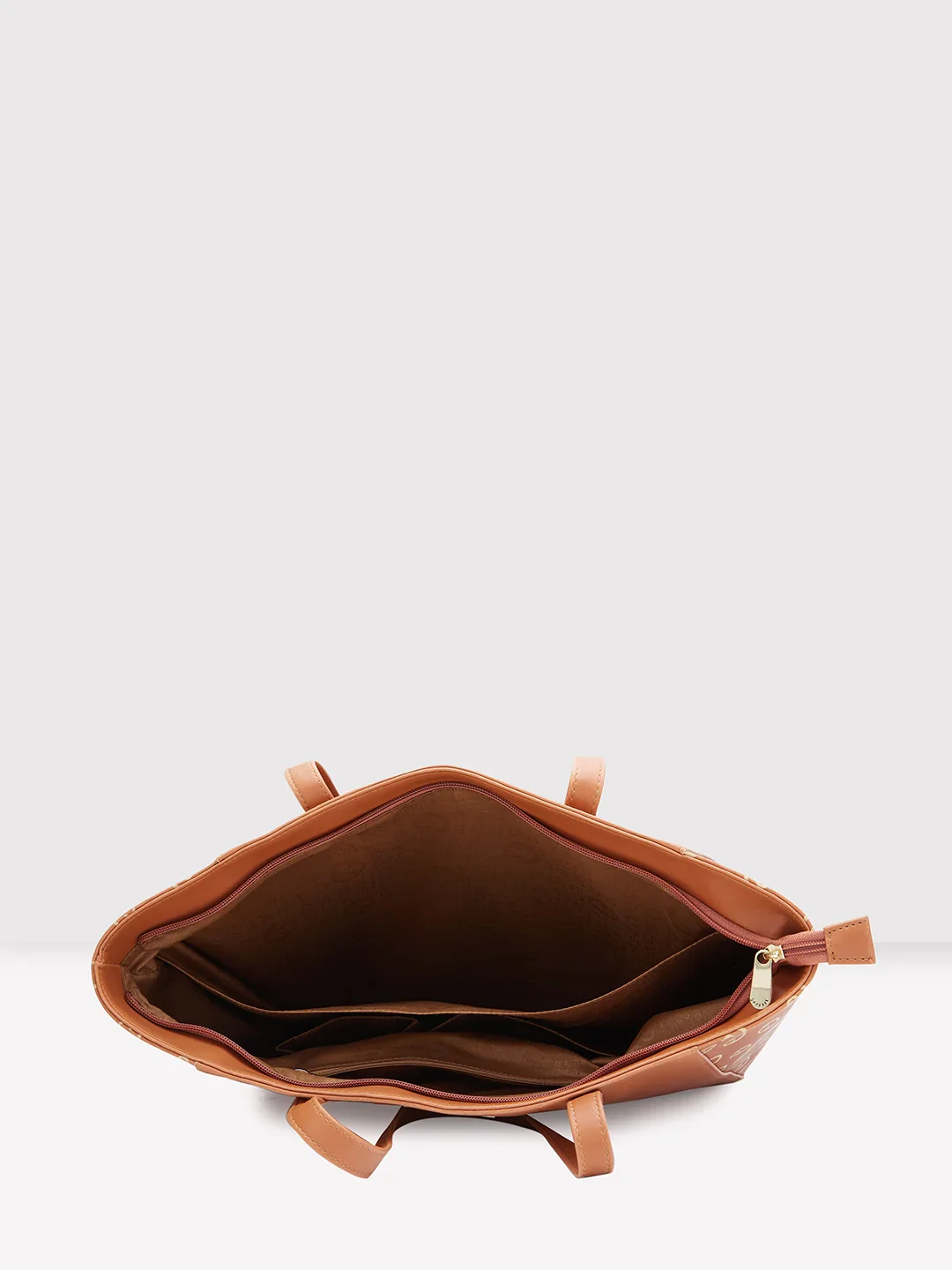 Caprese Siesta Medium Tan Tote Bag - Image 10