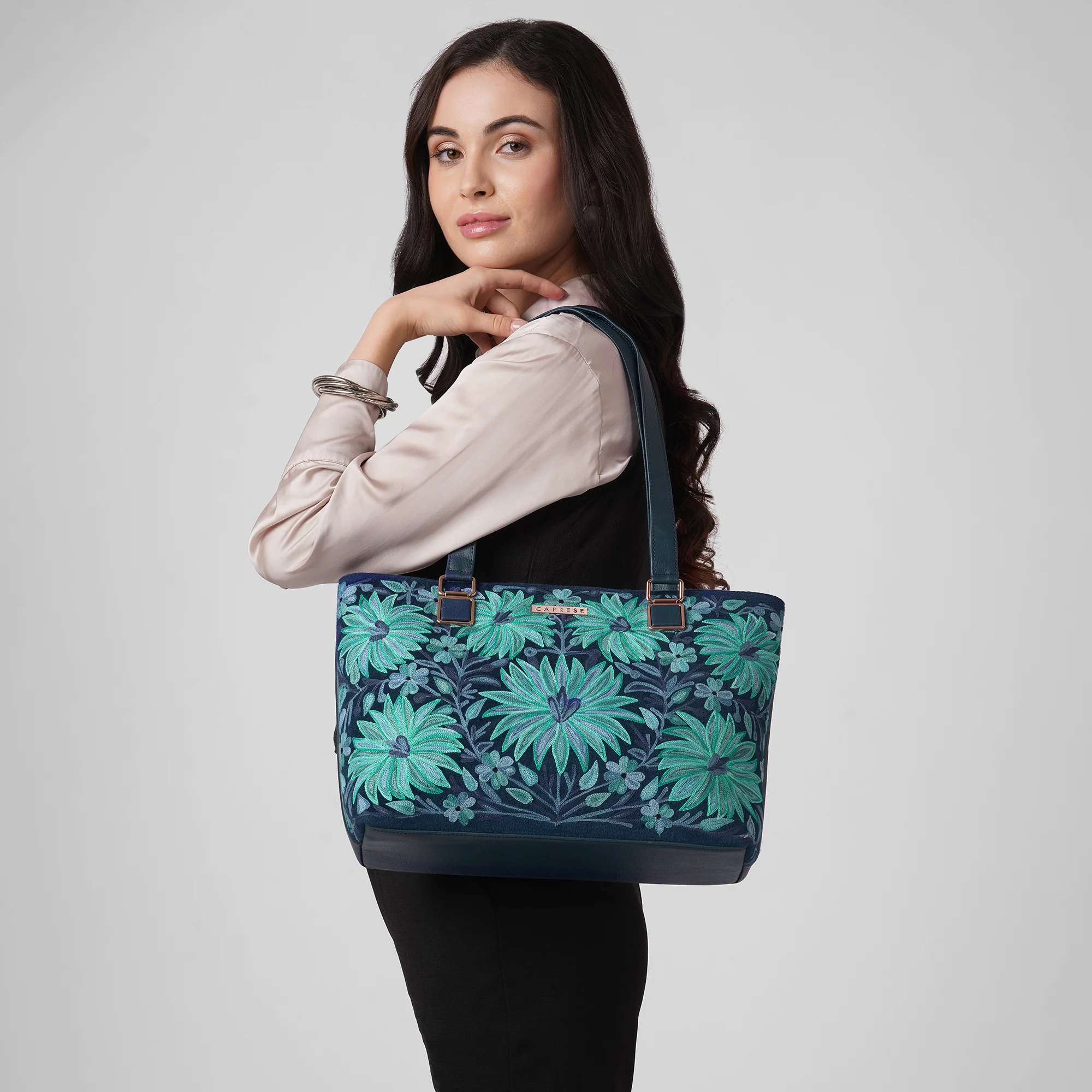 Caprese  Siji Tresna Medium Blue Tote Bag - Image 2
