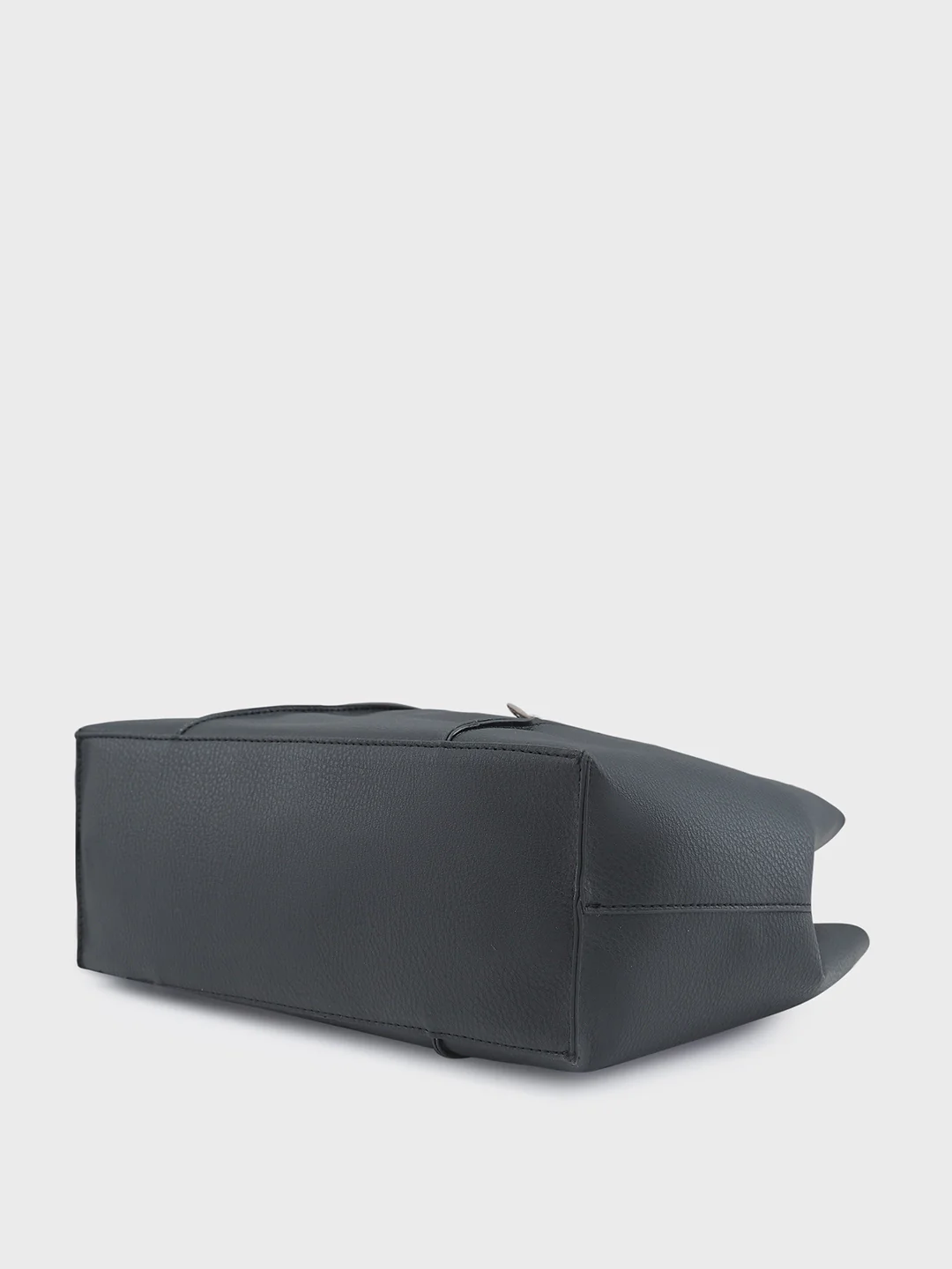 Caprese Tiera Large Black Hobo Bag - Image 6