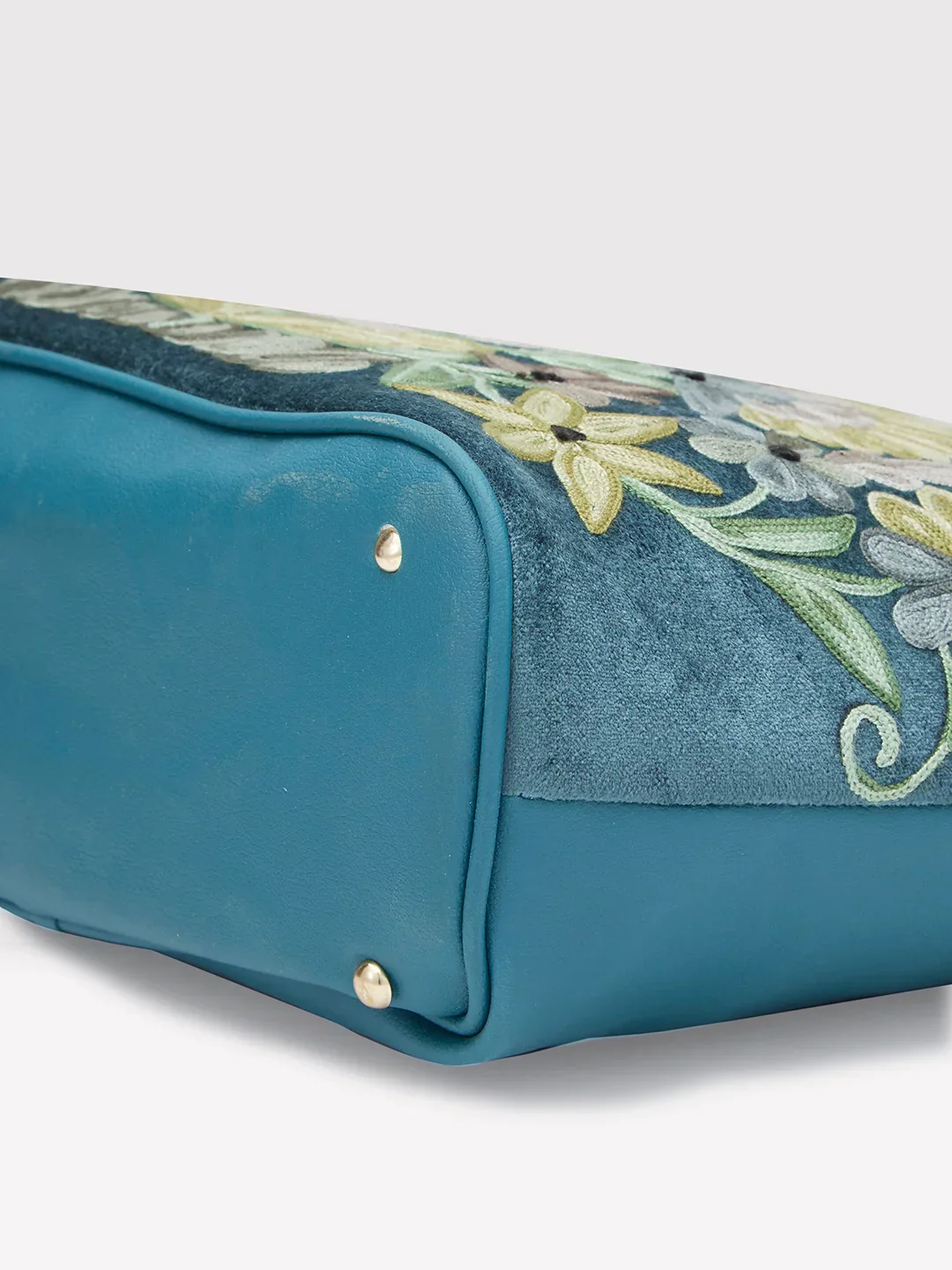 Caprese Tresna Large Green Tote Bag - Image 5