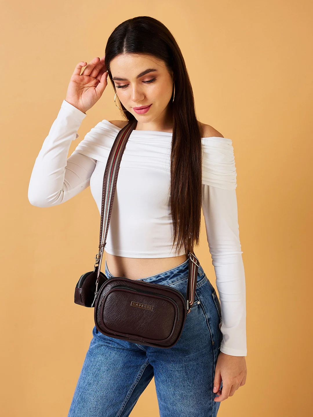 Caprese Tyko Medium Black Sling Bag - Image 2