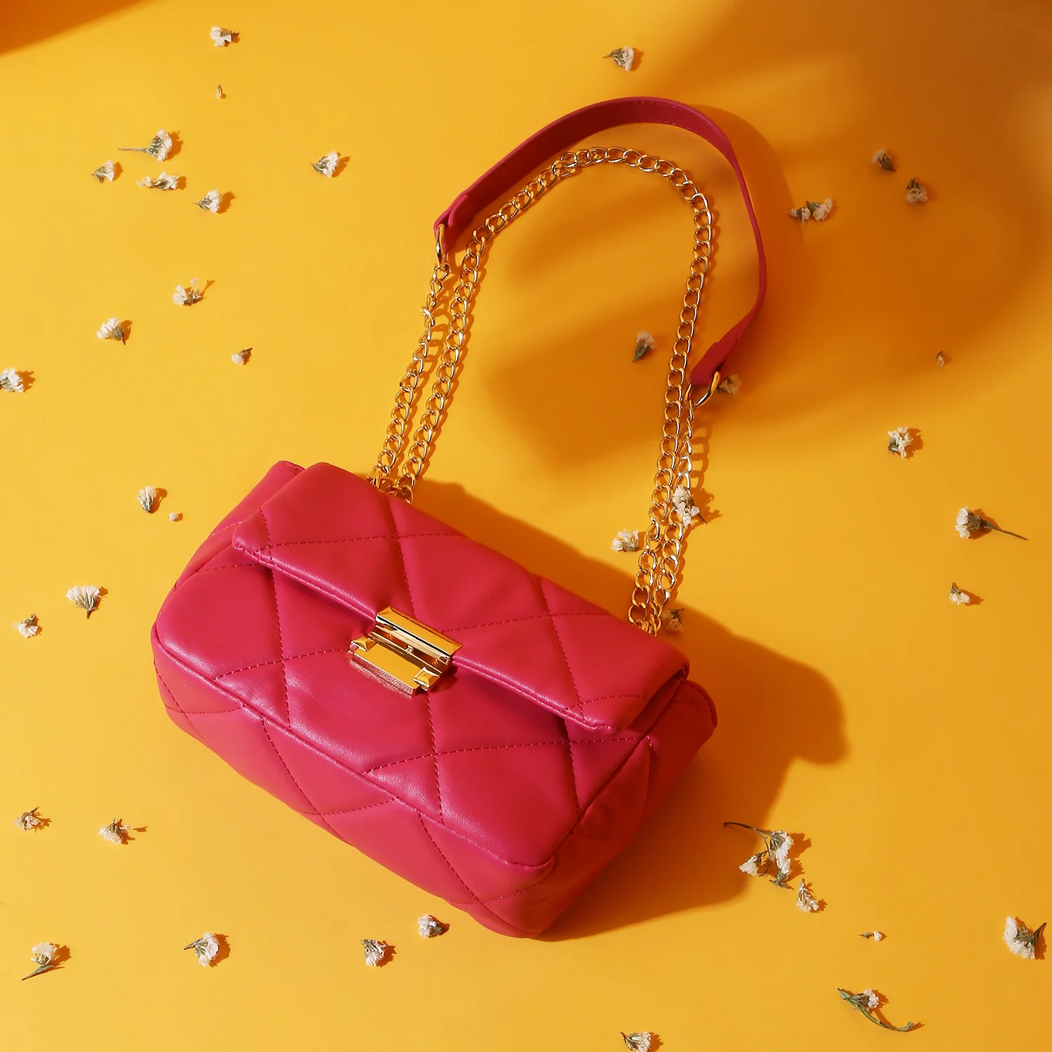Caprese Veleriya Large Bright Pink Sling Bag - Image 3
