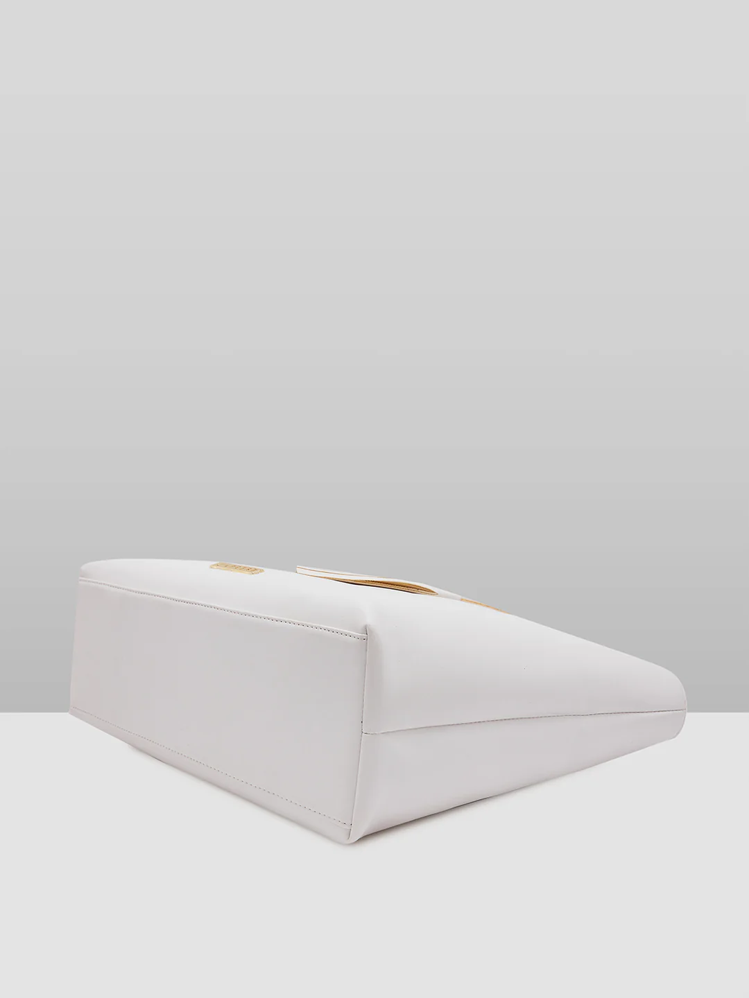 Caprese Vinci Medium Beige Tote Bag - Image 5