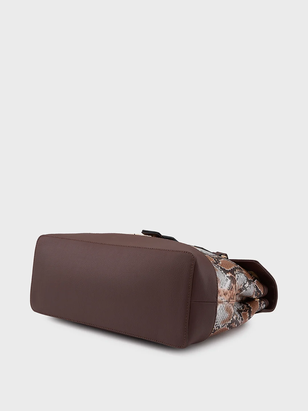 Caprese Vittoria Large Chocolate Satchel Bag - Image 8