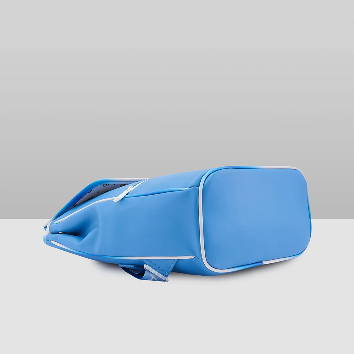 Caprese Vivian Large Blue Fashion Backpack - Image 9