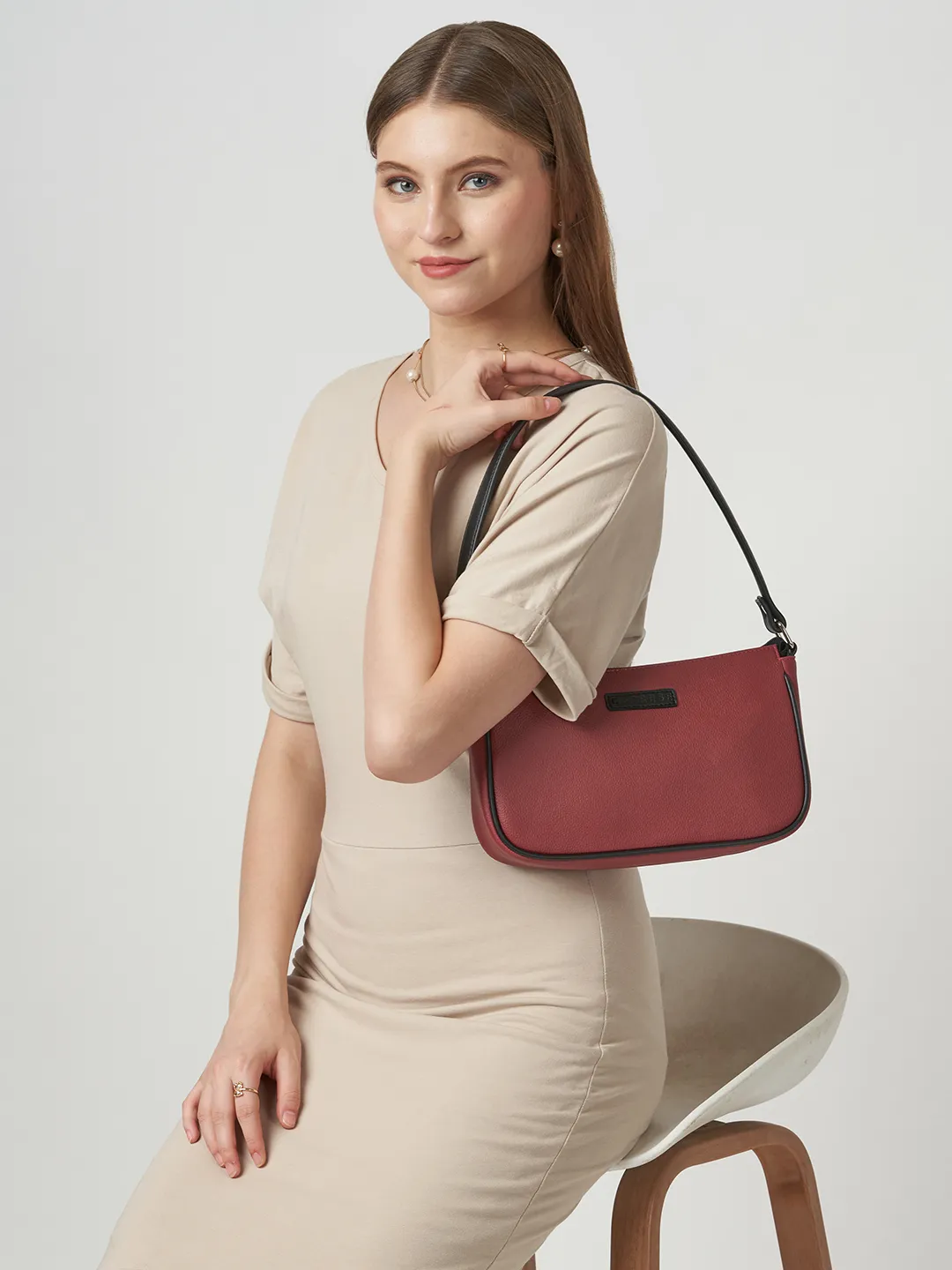 Caprese  Yashna Medium Cherry Red Baguette Bag - Image 10
