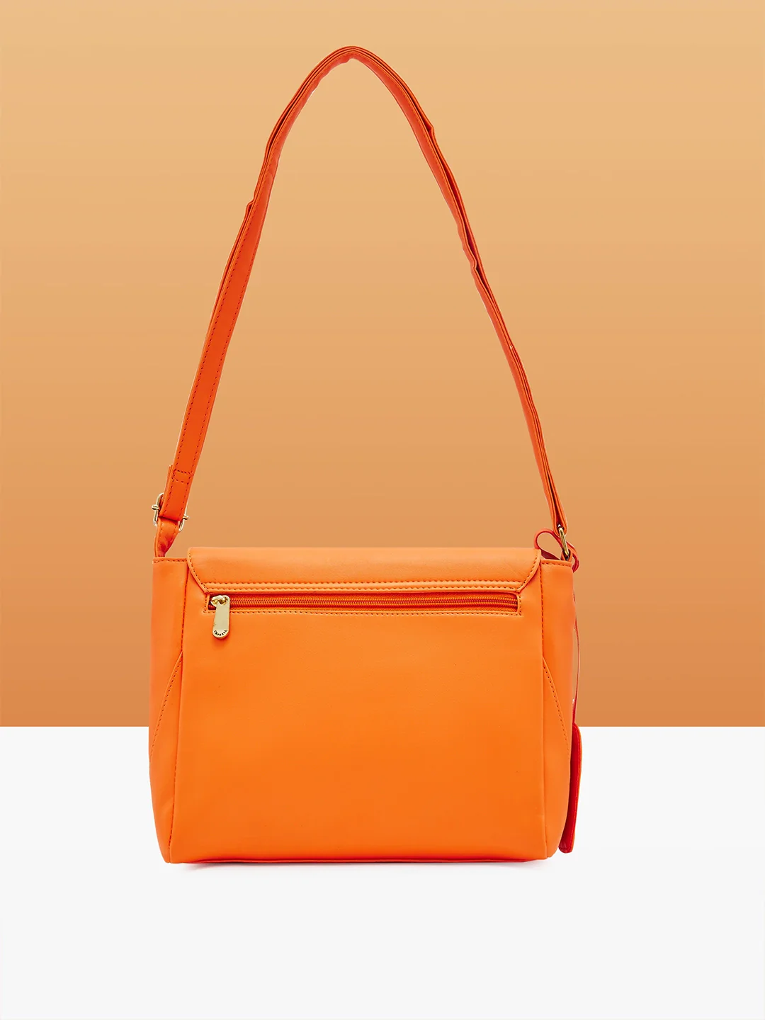 Caprese Yondela Medium Peach Sling Bag - Image 3