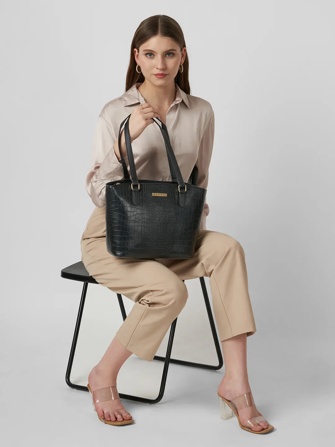 Caprese York Medium Black Tote Bag - Image 7