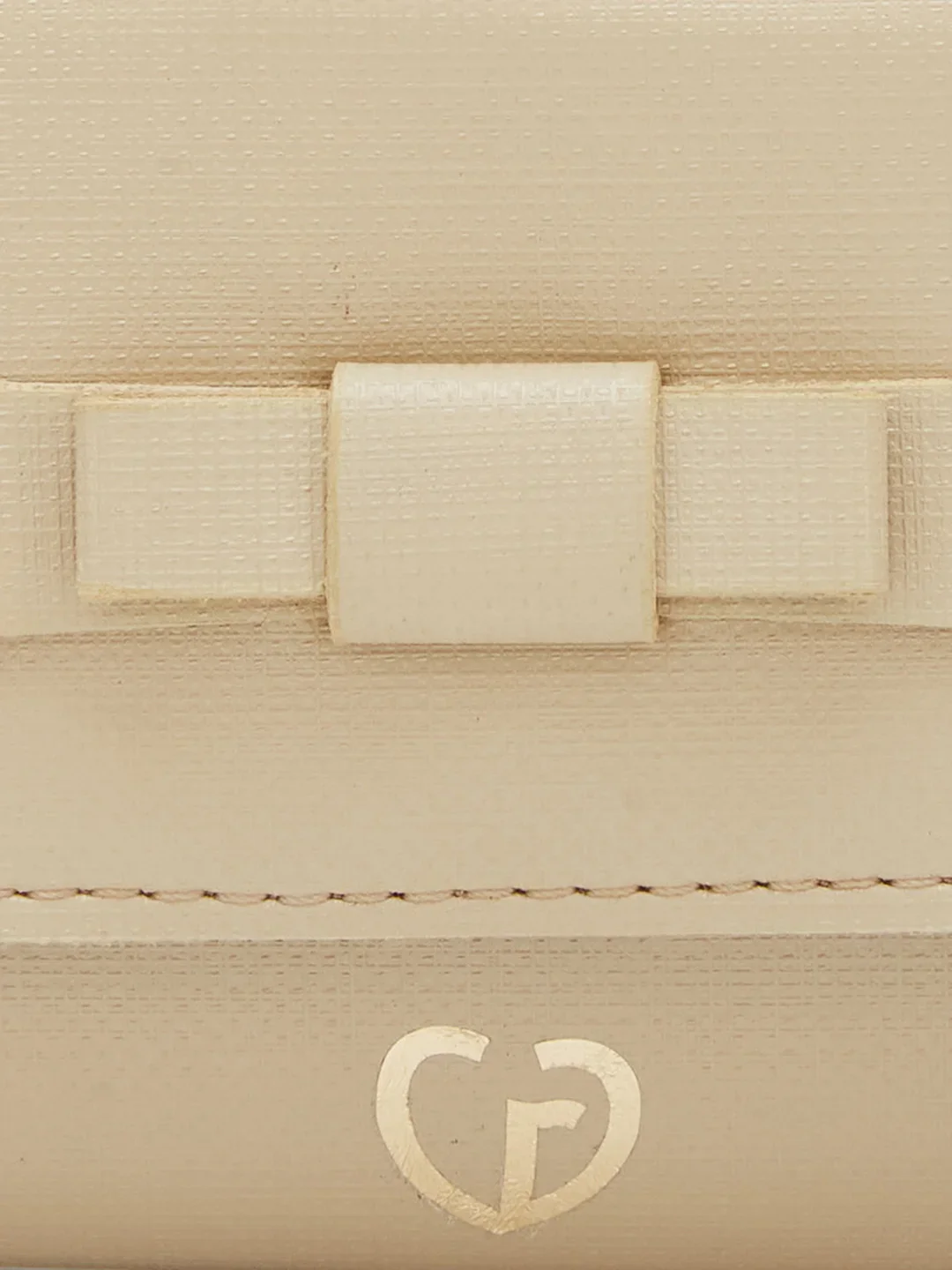 Caprese YVONNE Medium Cream Wallet - Image 9