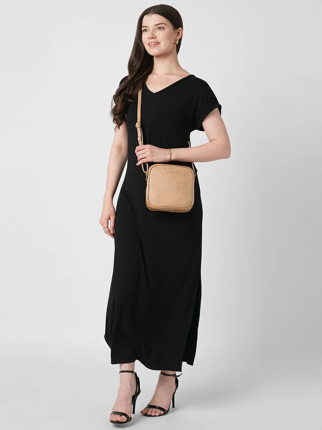 Caprese Zenith Medium Dusky Pink Sling Bag - Image 7