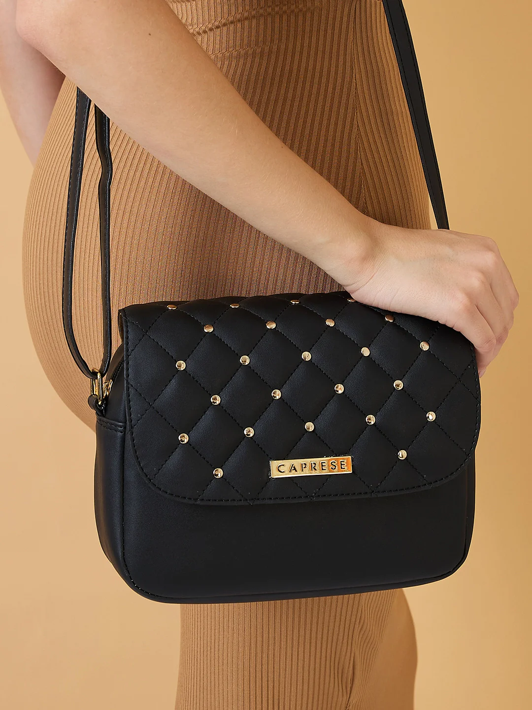 Caprese Zesty Medium Black Sling Bag - Image 4