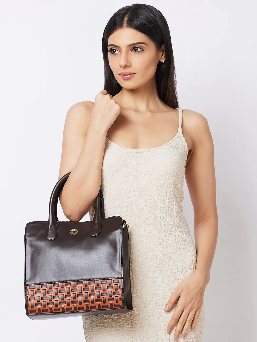 Caprese Zeta Medium Chocolate Tote Bag - Image 11