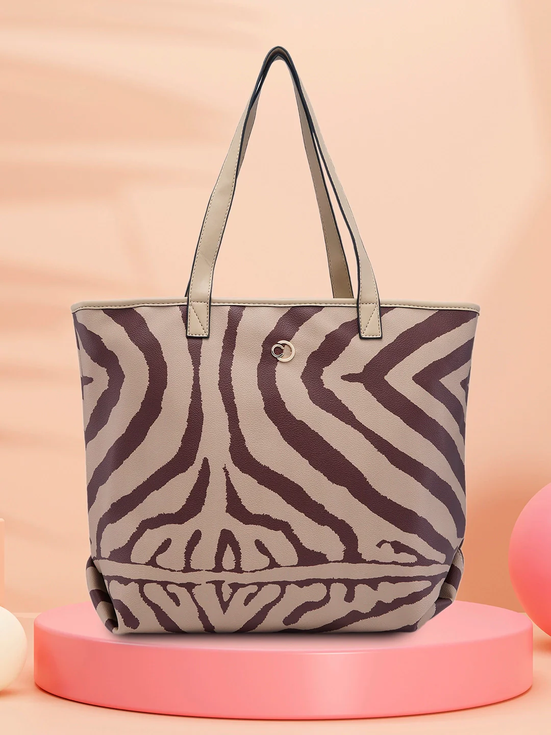 Caprese Zuzu Large Beige Tote Bag - Image 2