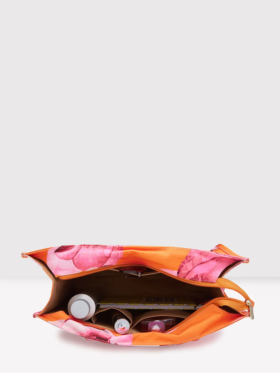 Caprese Ivy X Large Orange Tote Bag - Image 9